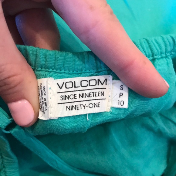 Green cross strapped dress - Picture 4 of 5